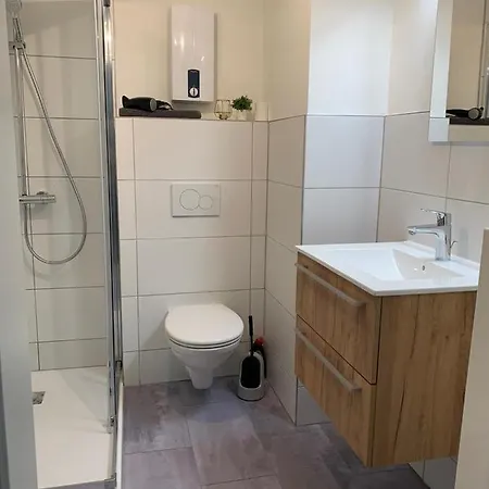 Koblenz Rooms, Wifi, Netflix * Koblenz (Rhineland-Palatinate)